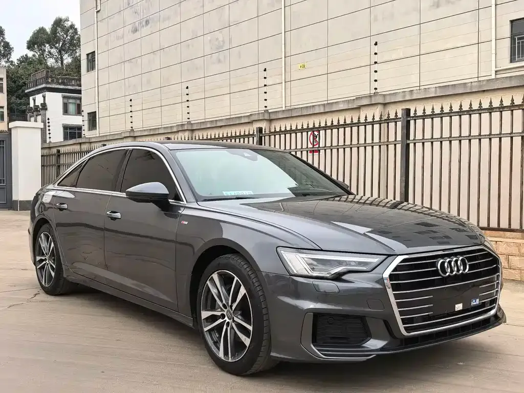 Audi A6L 2021 из CN, фото 9