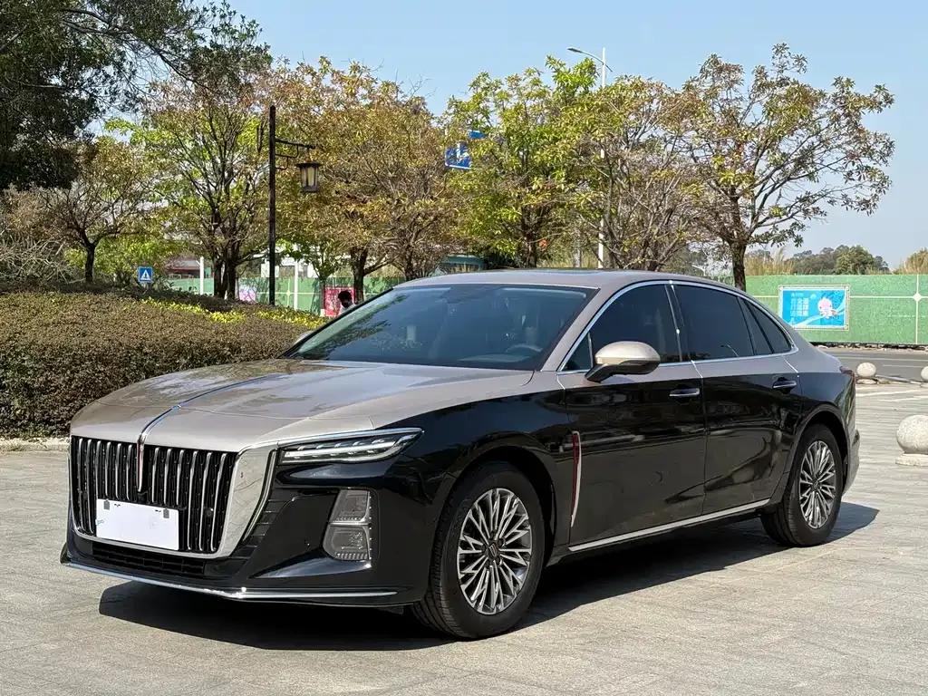 Hongqi H5 — фото 1