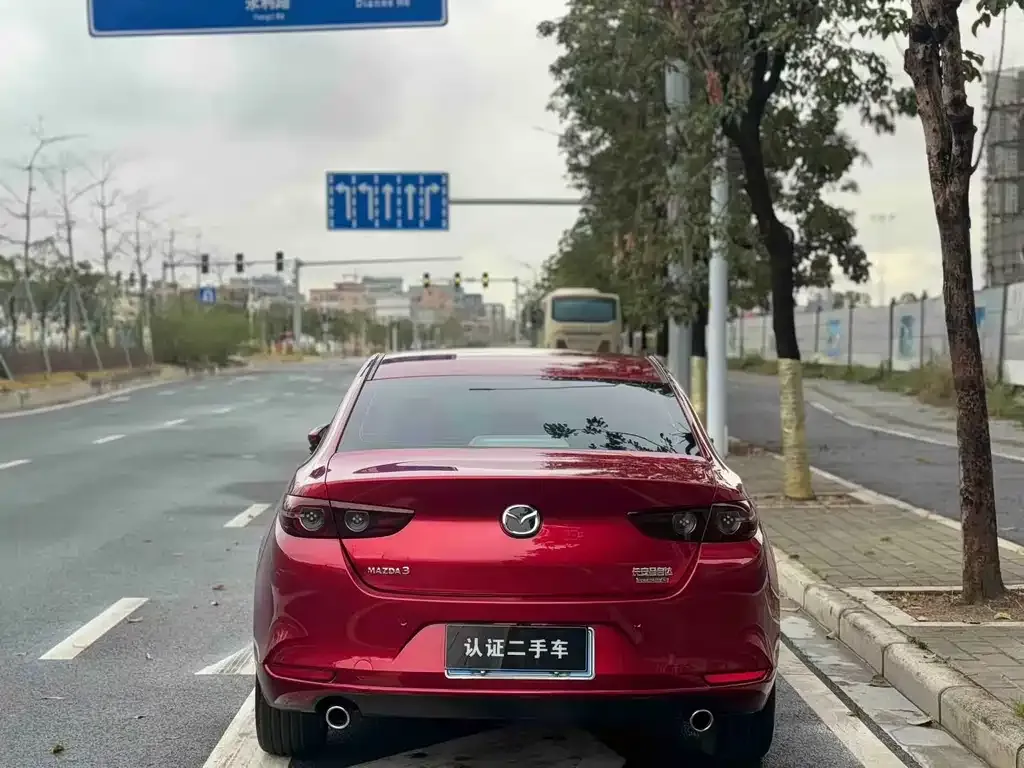 Mazda 3 Axela 2021 из CN, фото 3