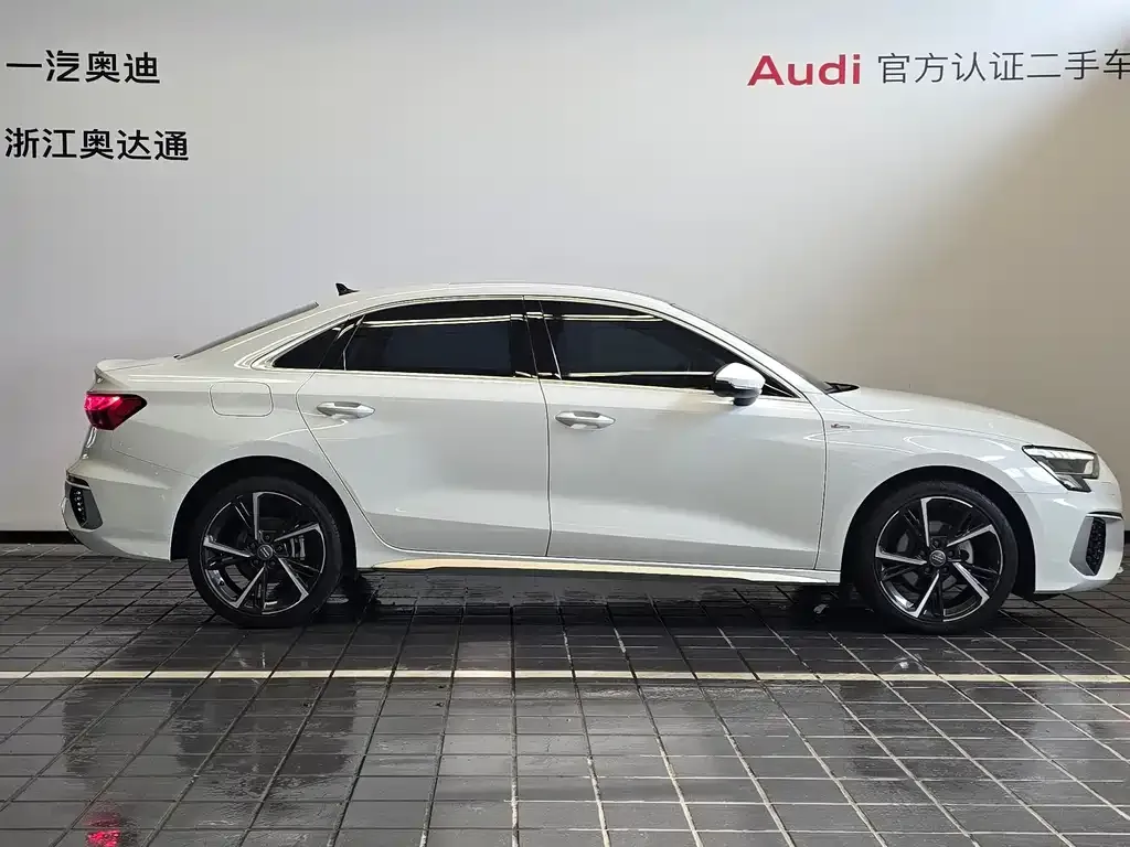 Audi A3 2021 из CN, фото 10