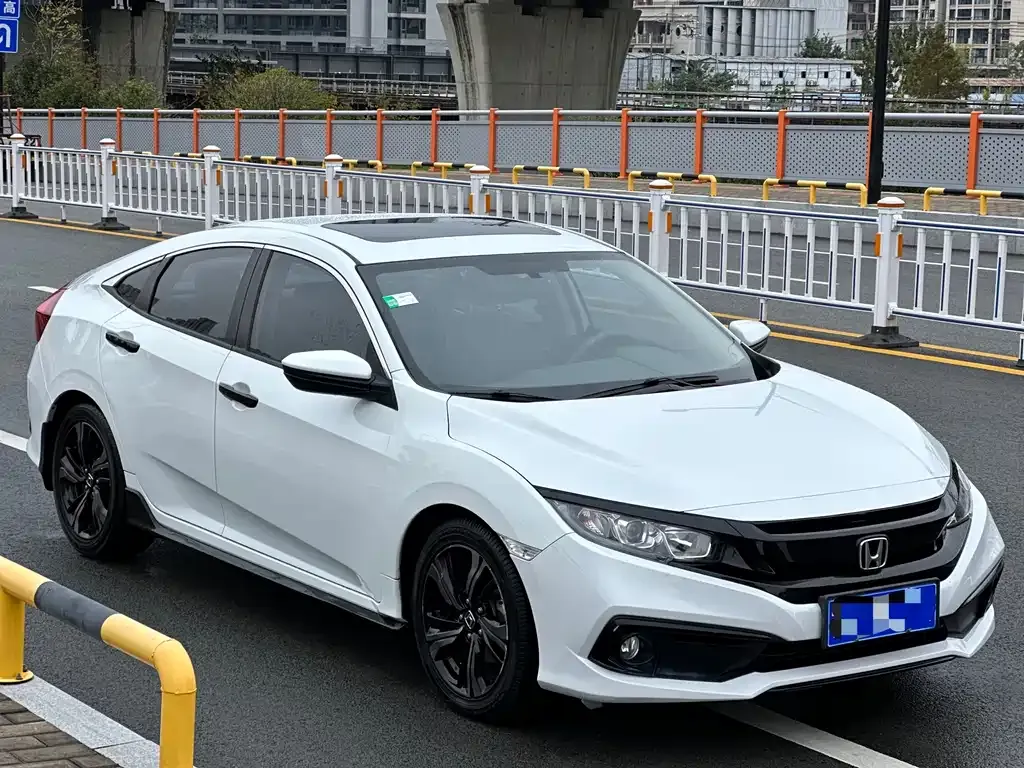 Honda Civic — фото 4