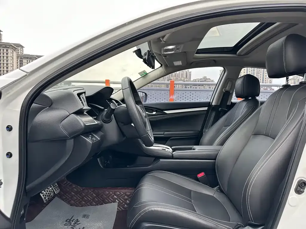 Honda Civic — фото 3