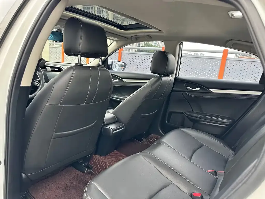 Honda Civic — фото 2
