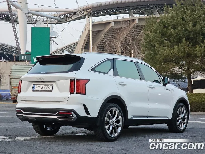 Kia Sorento — фото 4