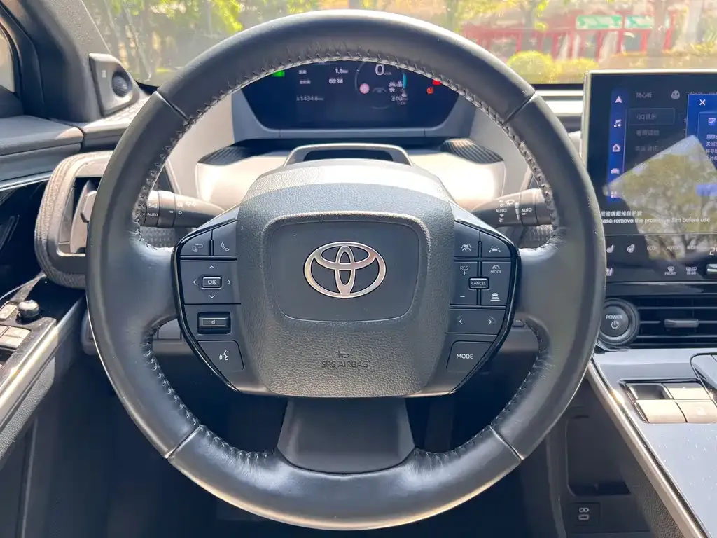 Toyota Platinum 4X 2024 из CN, фото 5