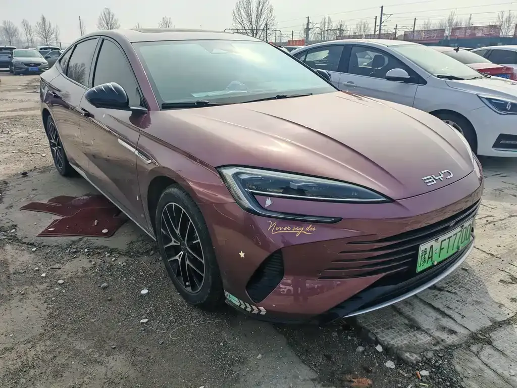 BYD Seal — фото 4