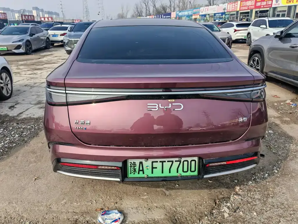 BYD Seal — фото 7