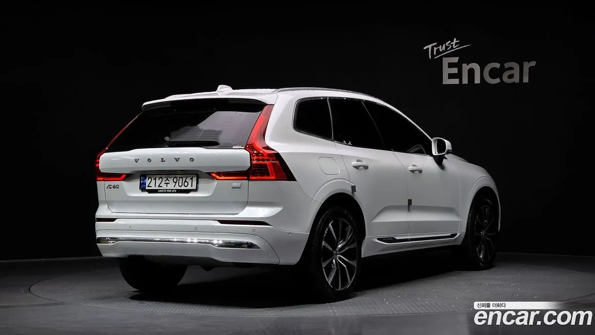 Volvo XC60 2023 из KR, фото 8