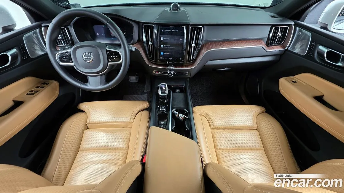 Volvo XC60 2023 из KR, фото 5