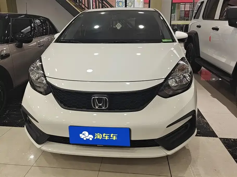 Honda Fit — фото 2