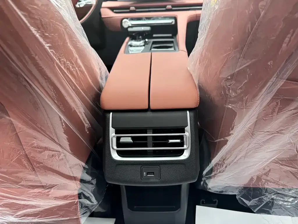 Changan CS75PLUS 2025 из CN, фото 9