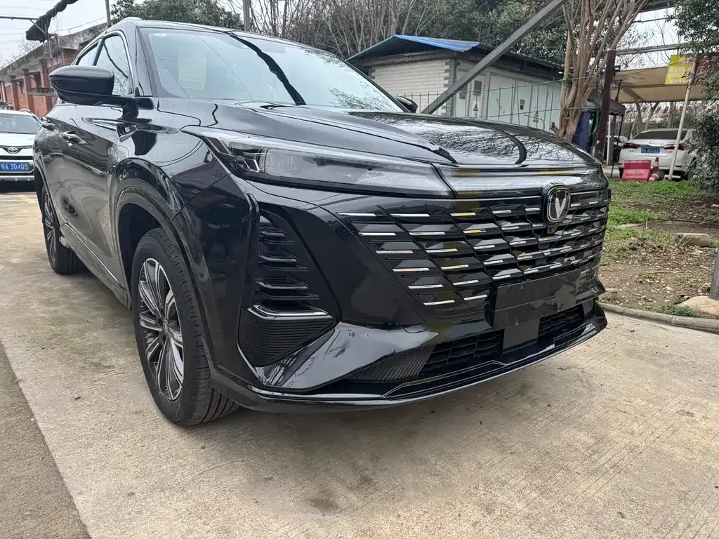 Changan CS75PLUS 2025 из CN, фото 4