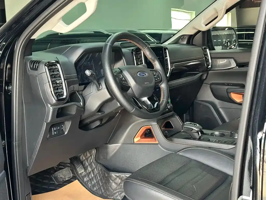 Ford Ranger — фото 10