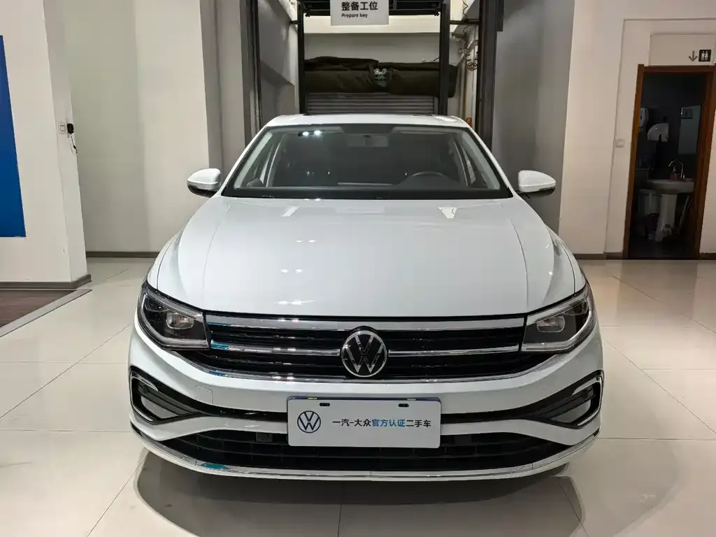 Volkswagen Bora 2023 из CN, фото 2