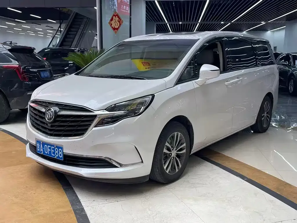 Buick GL8 2022 из CN, фото 1