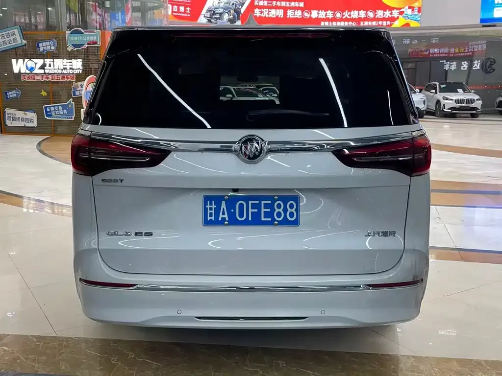 Buick GL8 2022 из CN, фото 3