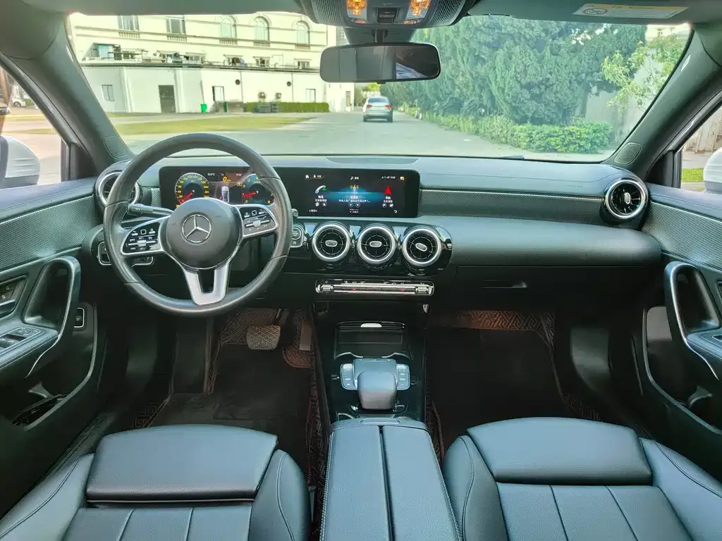 Mercedes-Benz A-Class 2022 из CN, фото 5