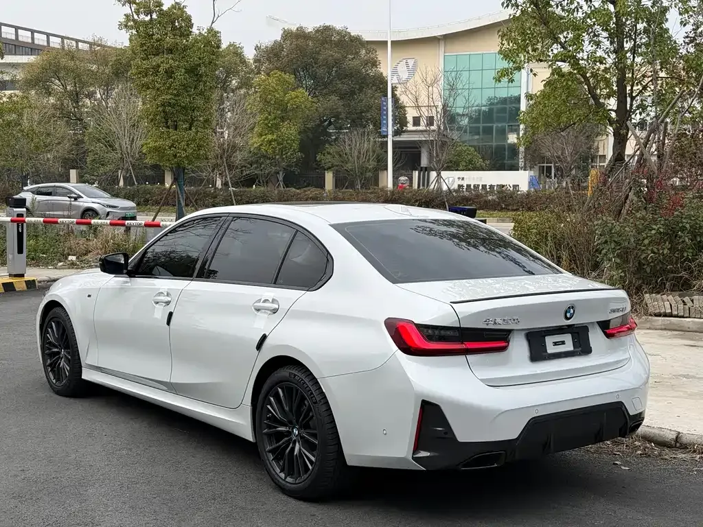 BMW 3 Series — фото 10