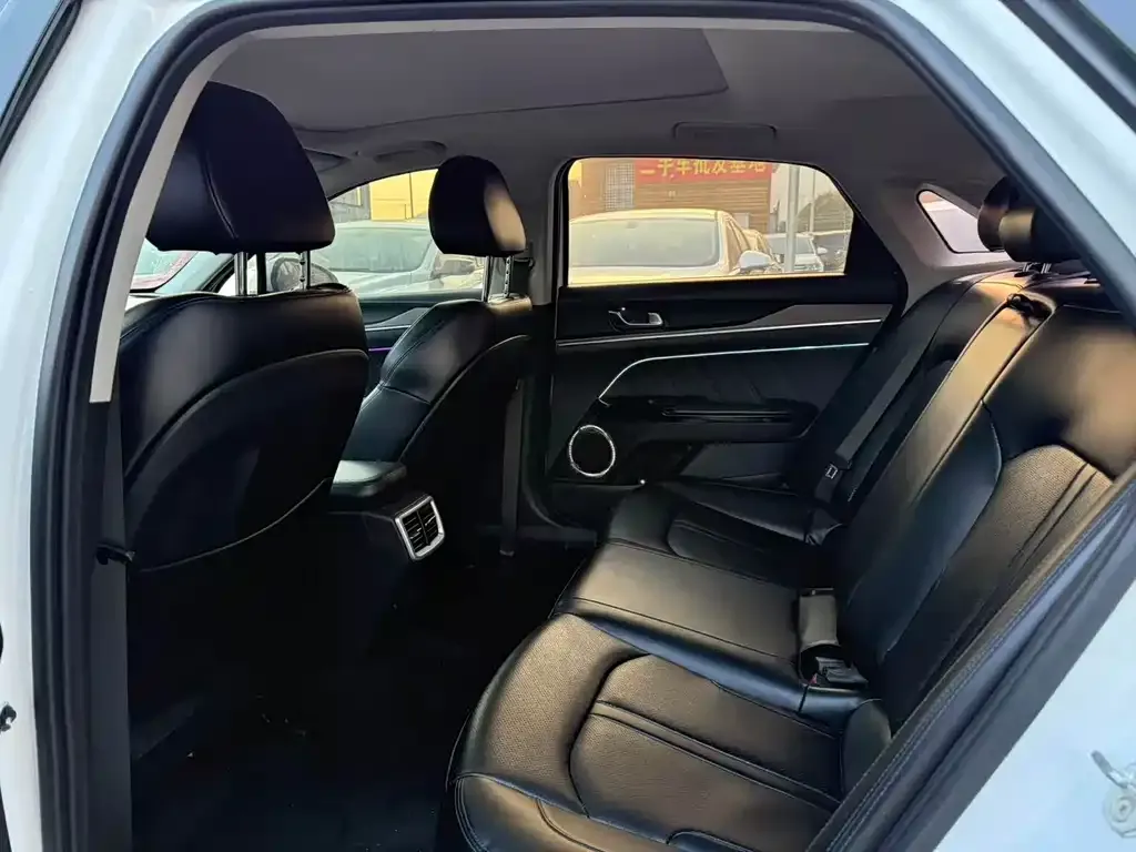 Kia K5 2022 из CN, фото 5