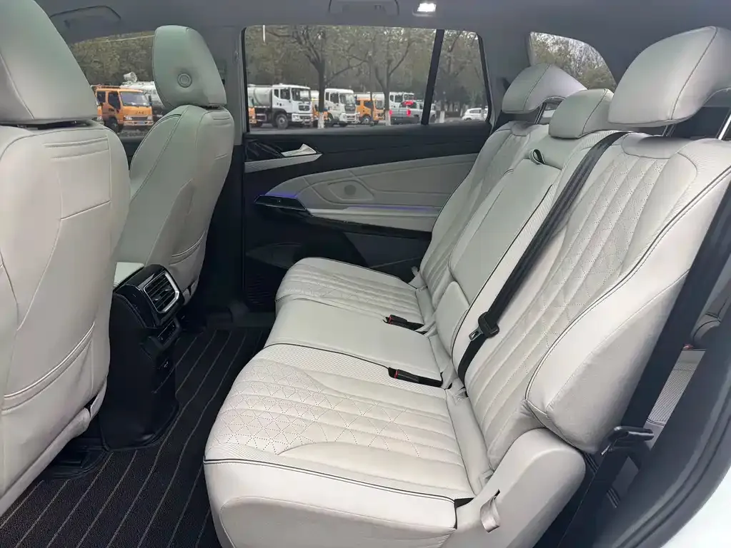 Volkswagen ID.6 X 2023 из CN, фото 6