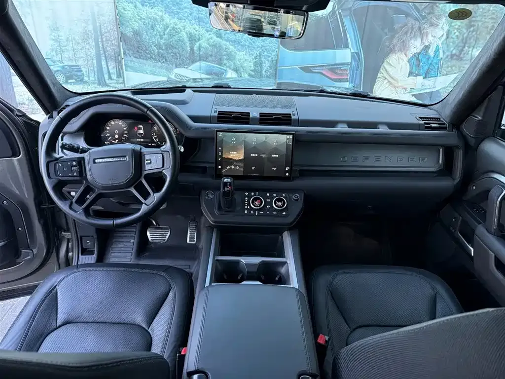Land Rover Defender 2024 из CN, фото 8