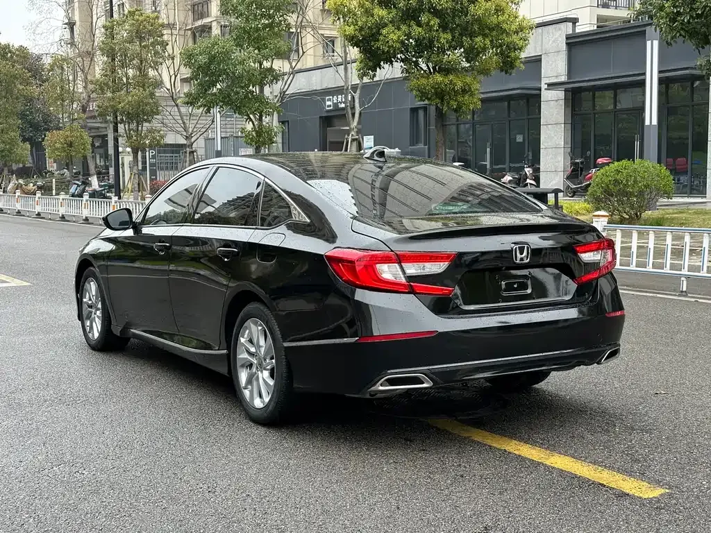 Honda Accord 2021 из CN, фото 10