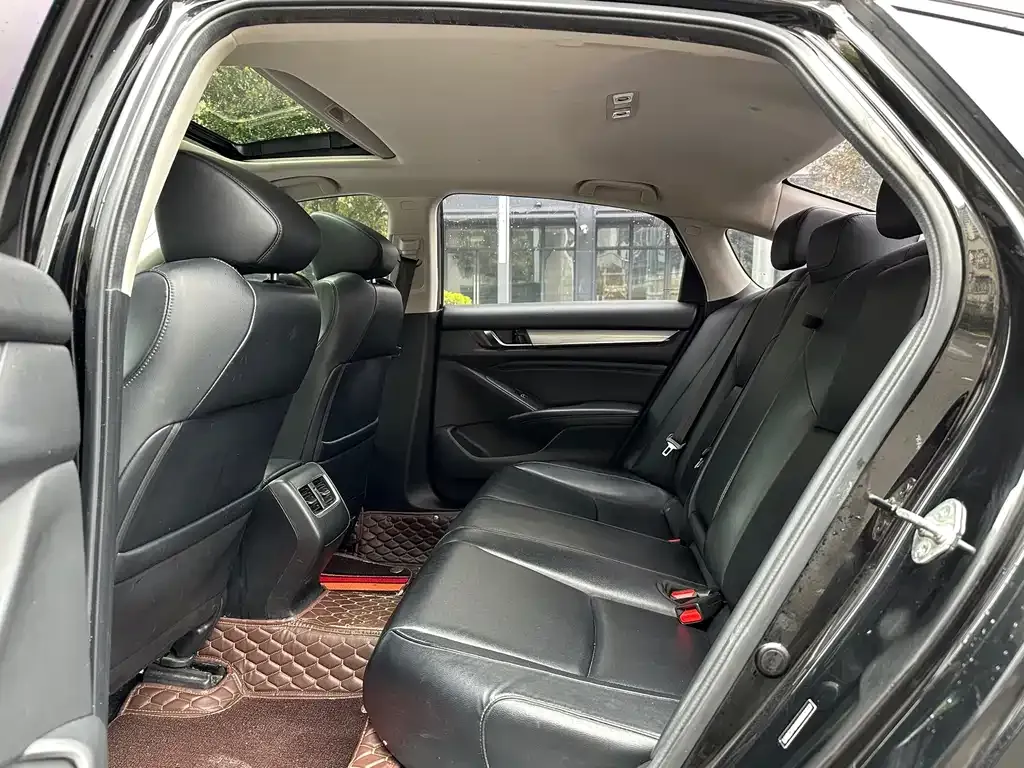 Honda Accord 2021 из CN, фото 6