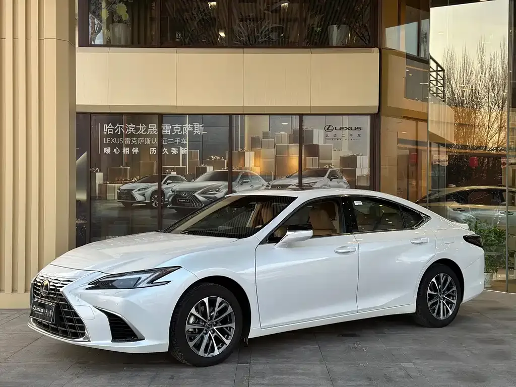 Lexus ES 2025 из CN, фото 1