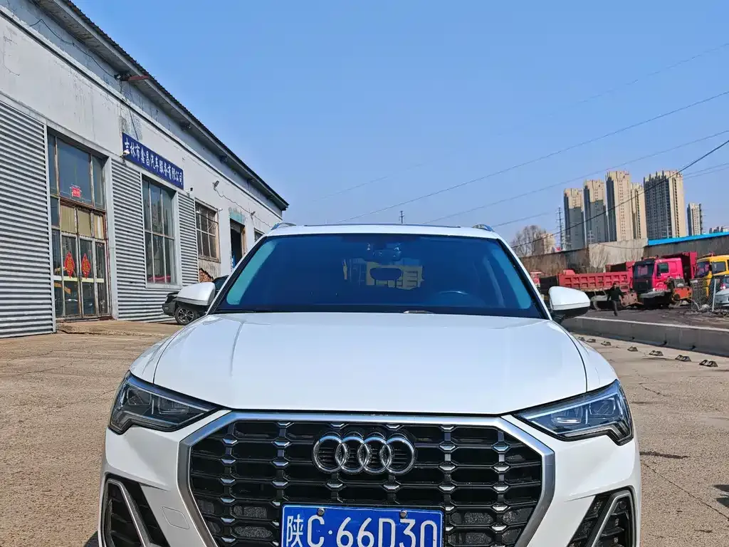 Audi Q3 2022 из CN, фото 1