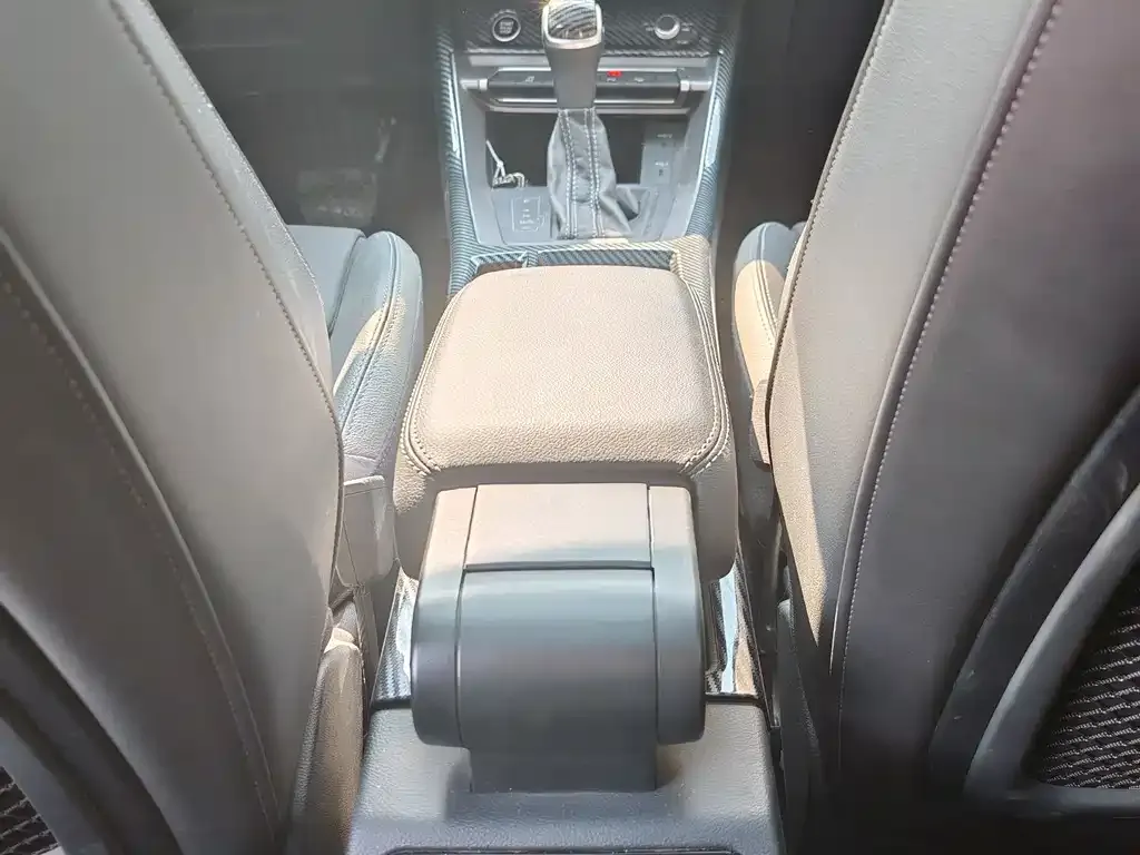Audi Q3 2022 из CN, фото 3