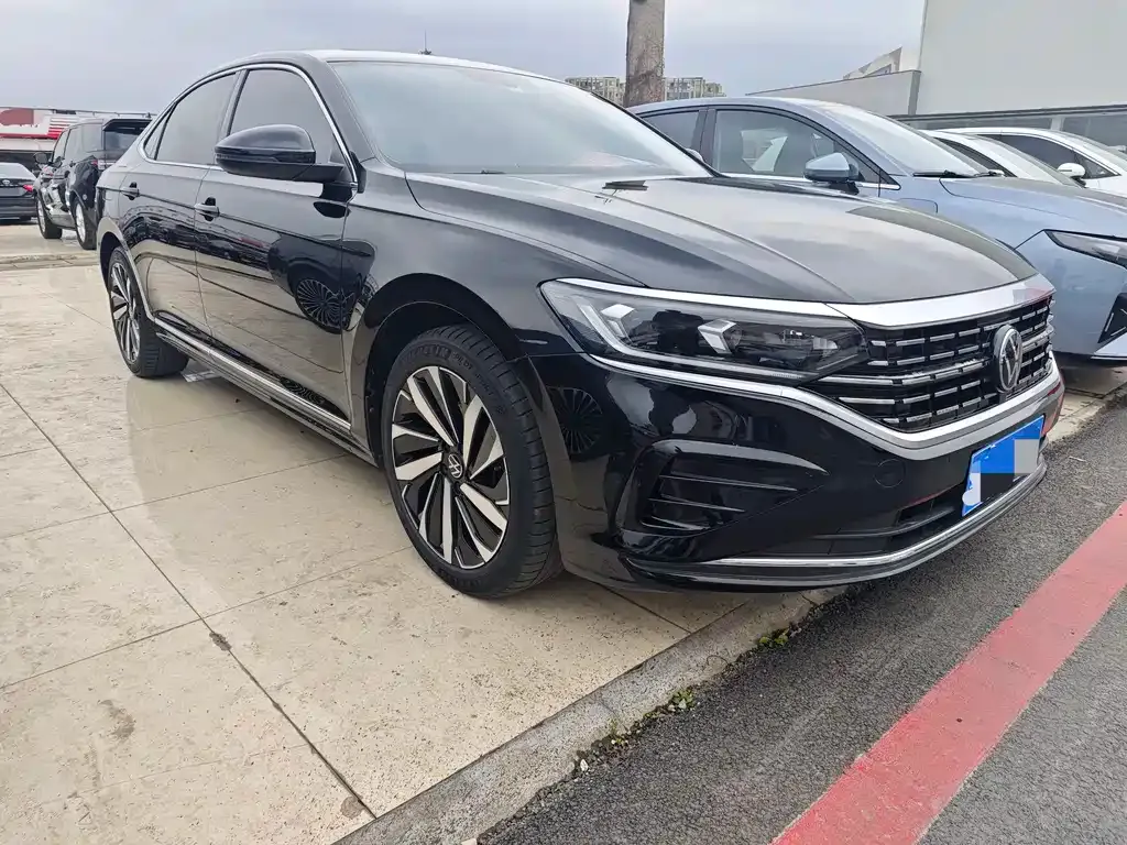 Volkswagen Passat 2022 из CN, фото 4