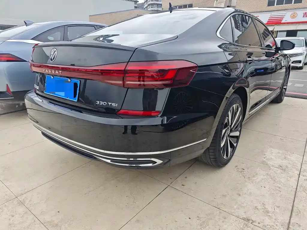 Volkswagen Passat 2022 из CN, фото 7