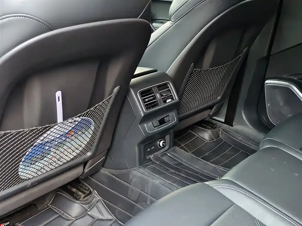 Audi Q5L 2024 из CN, фото 5