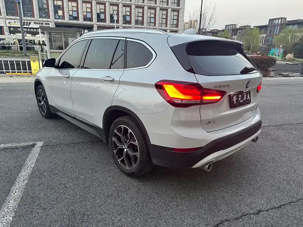 BMW X1 2022 из CN, фото 4