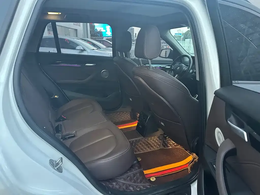 BMW X1 2022 из CN, фото 7