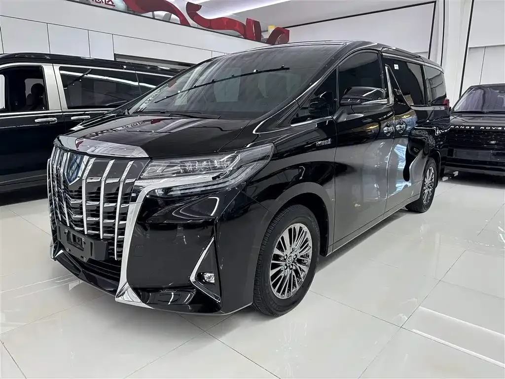Toyota Alphard 2023 из CN, фото 1