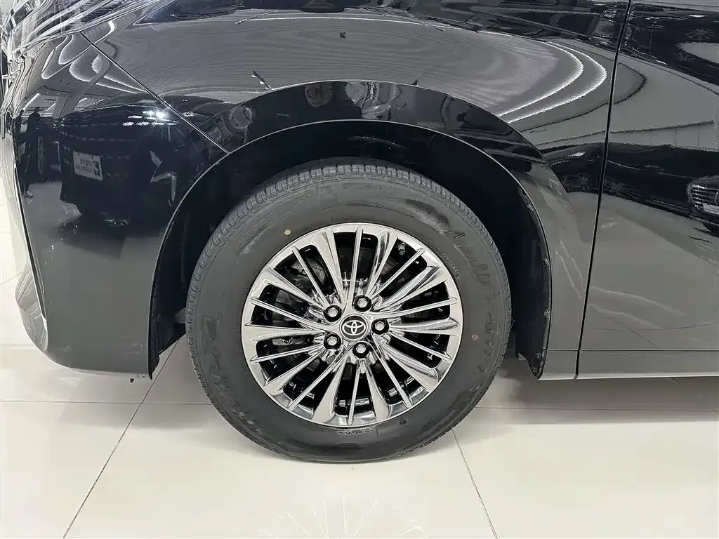 Toyota Alphard 2023 из CN, фото 5