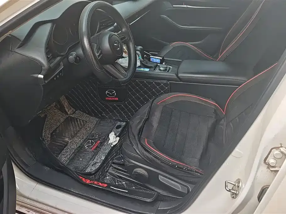 Mazda 3 Axela 2022 из CN, фото 6