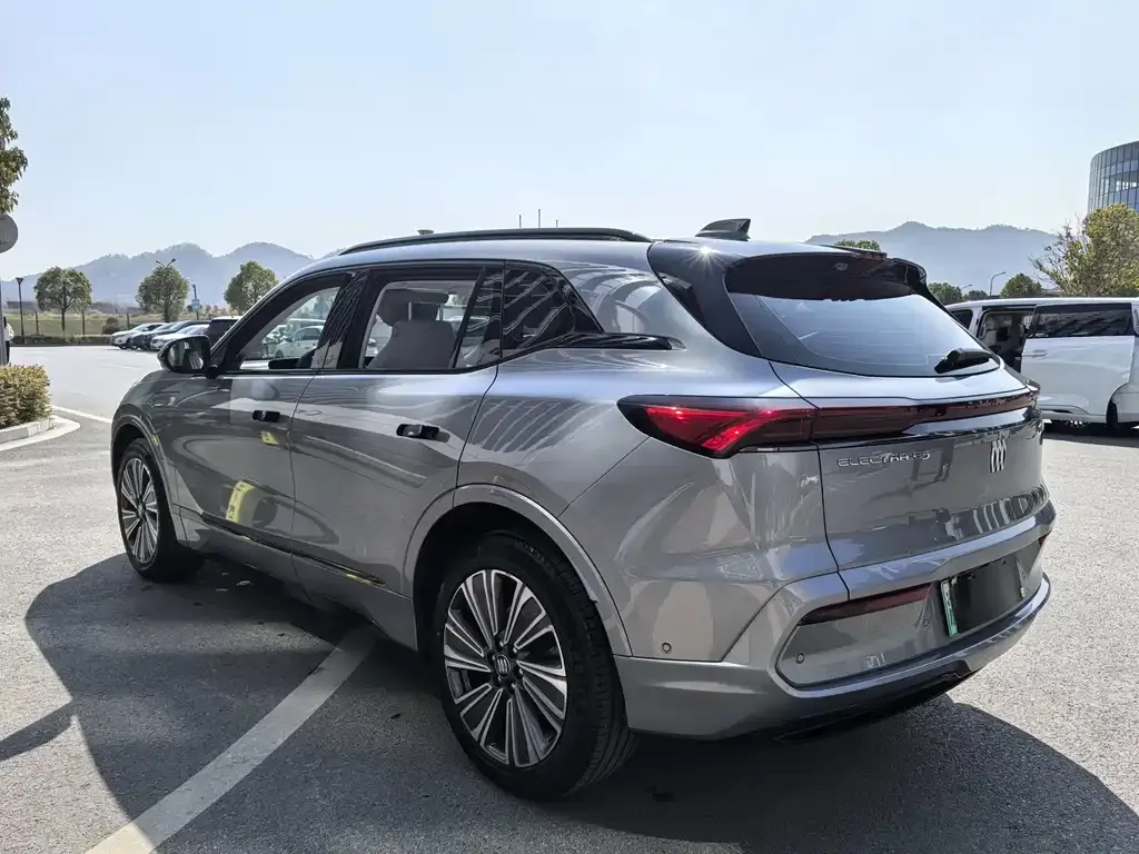 Buick E5 2023 из CN, фото 8
