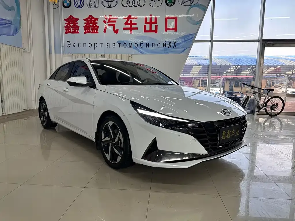 Hyundai Elantra 2022 из CN, фото 10
