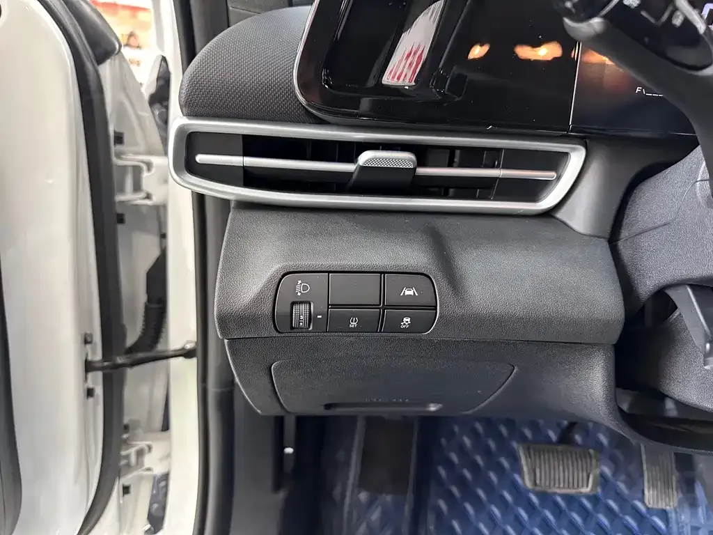 Hyundai Elantra 2022 из CN, фото 6