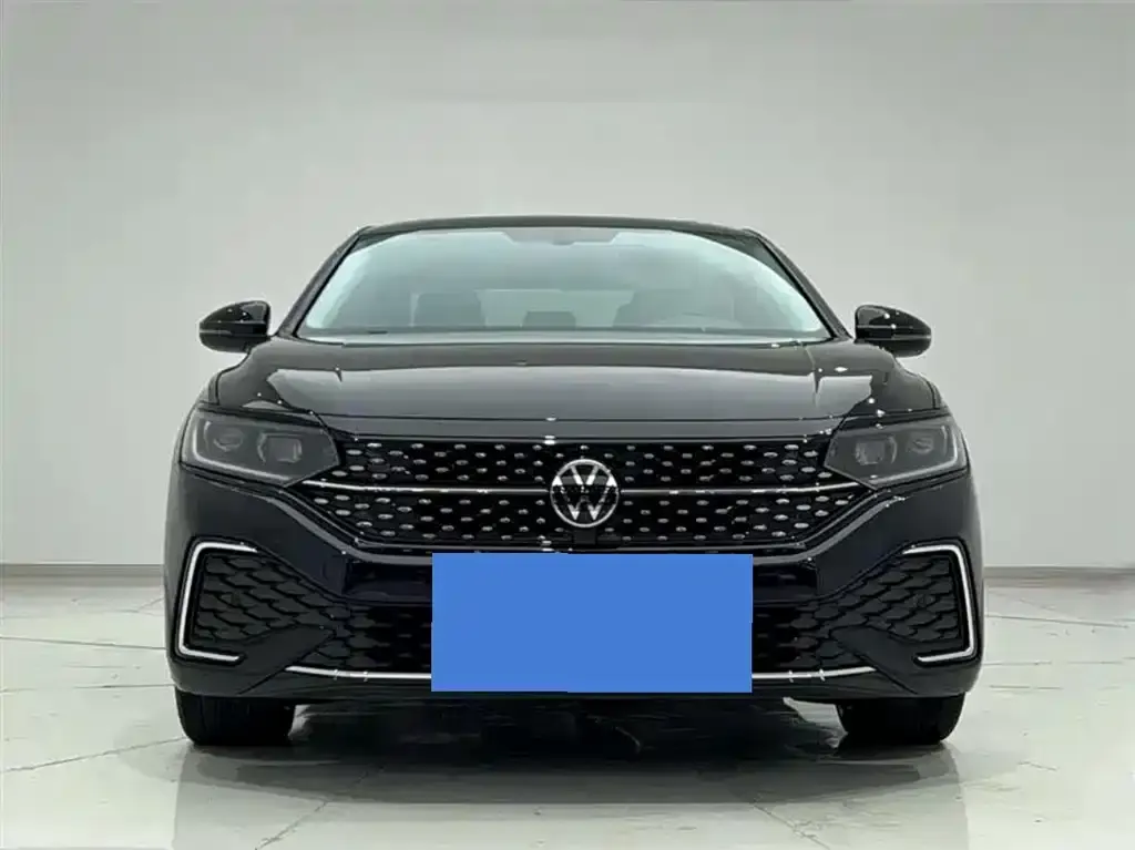 Volkswagen Passat — фото 3