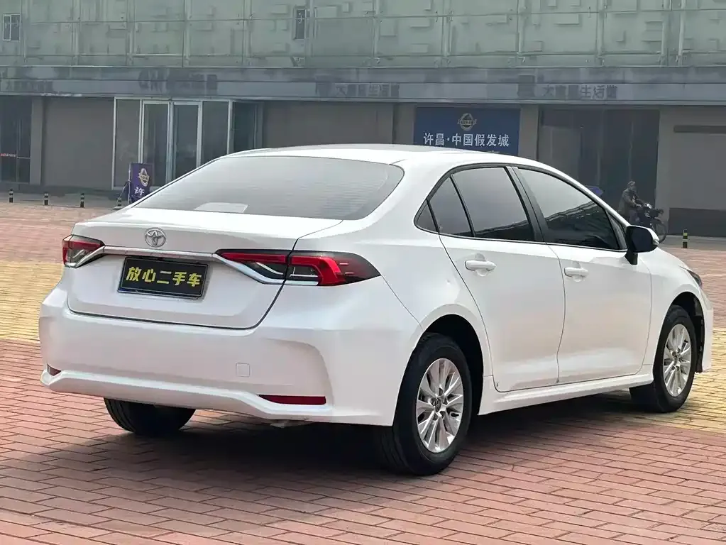Toyota Corolla 2025 из CN, фото 2