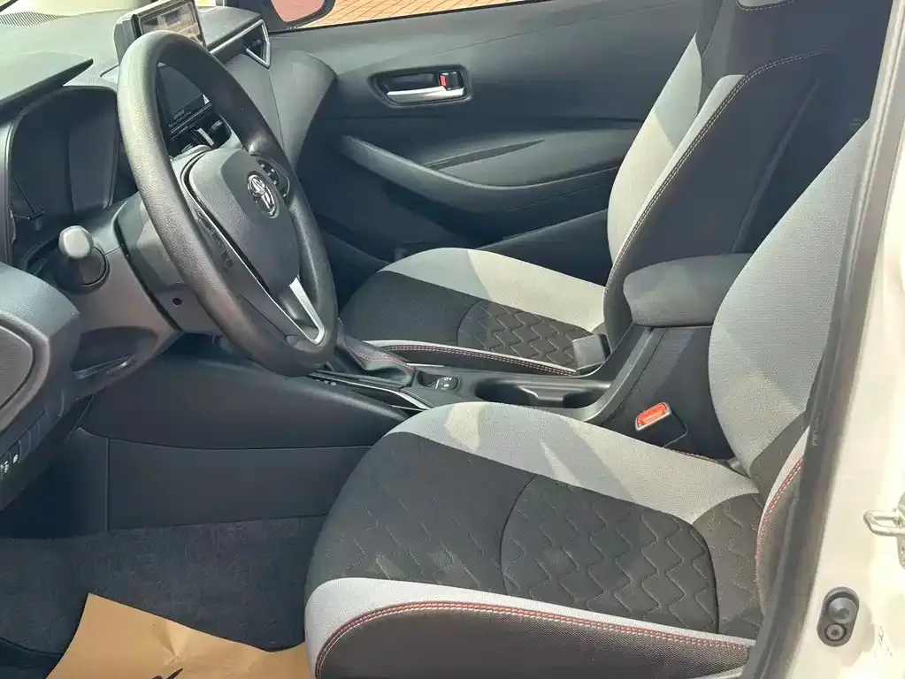 Toyota Corolla 2025 из CN, фото 6