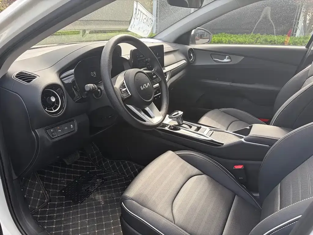 Kia K3 2026 из CN, фото 3