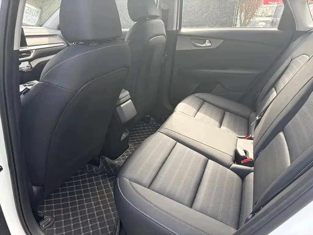 Kia K3 2026 из CN, фото 2