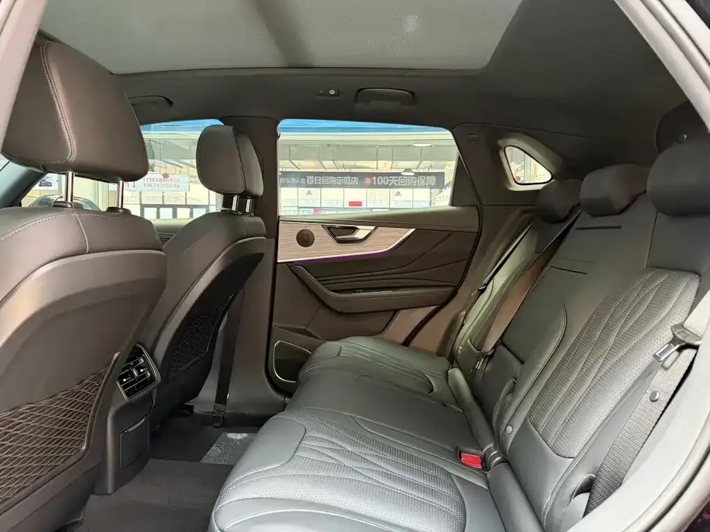 Hongqi HS5 2025 из CN, фото 4