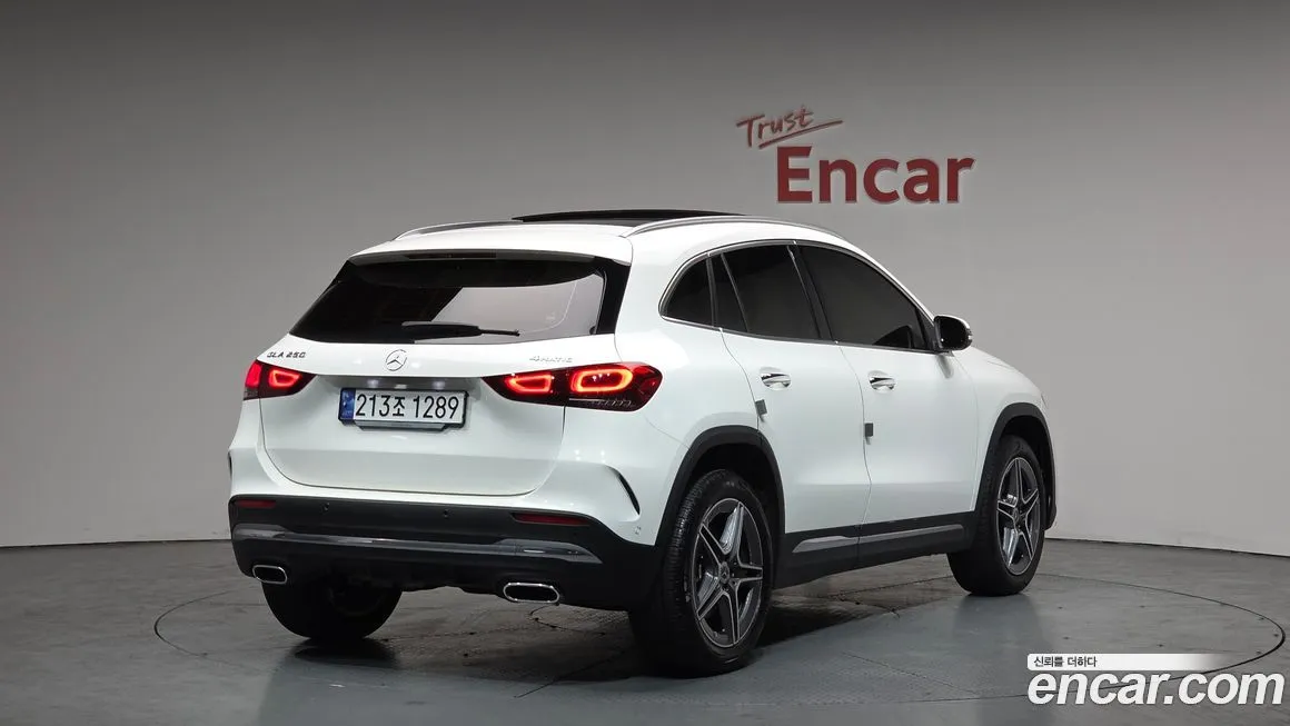 Mercedes-Benz GLA-Class — фото 2