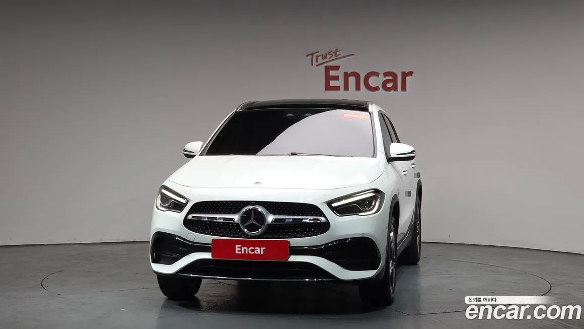 Mercedes-Benz GLA-Class — фото 6