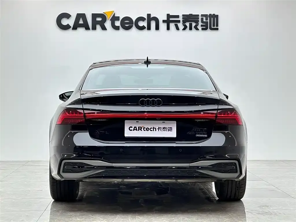 Audi A7L — фото 8